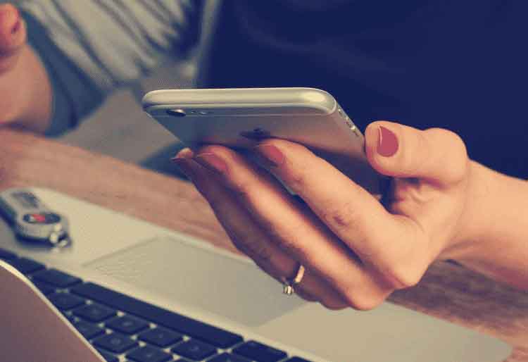 激动人心且震撼的短信轰机轰炸app下载